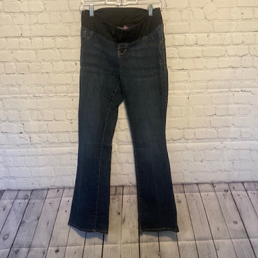 Old navy maternity jeans size 2